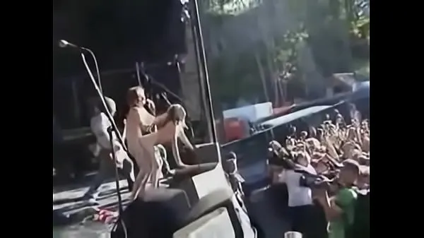 Couple fuck on stage during a concert Filem teratas baharu