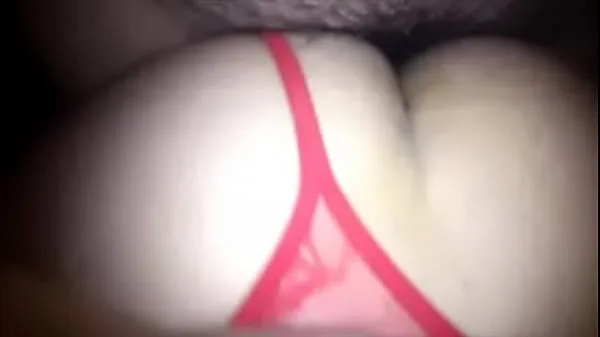 Nye In red thong toppfilmer