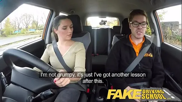 Nye Fake Driving School little English teen gets fucked after her lesson toppfilmer