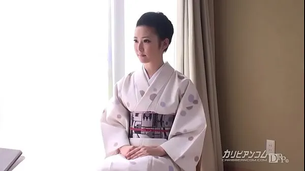 Új The hospitality of the young proprietress-You came to Japan for Nani-Yui Watanabe legnépszerűbb filmek