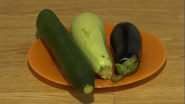 Новые Organic anal masturbation with wide vegetables, extreme inserts in a juicy ass and a gaping holeлучшие фильмы