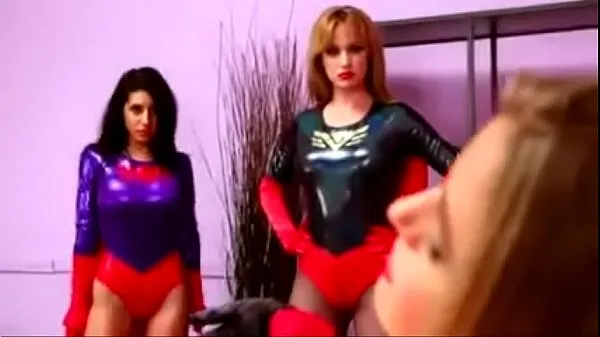 New Red Queen fucks two superheroines top Movies