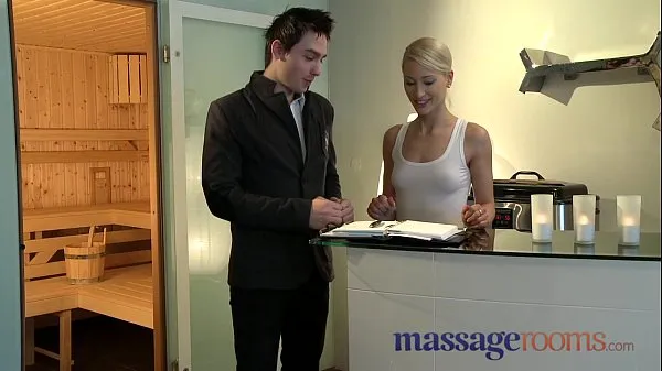 새로운 Massage Rooms Uma rims guy before squirting and pleasuring another 인기 영화