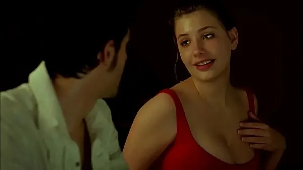 Italian Miriam Giovanelli sex scenes in Lies And Fat Phim hàng đầu mới