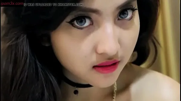 Nové Cloudya Yastin Nude Photo Shoot - Modelii Indonesia najlepších filmov