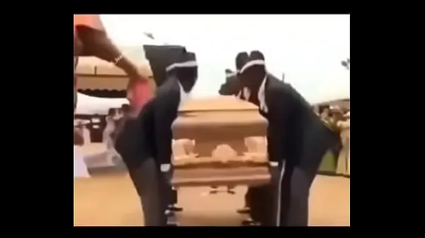 नई Coffin Meme - Does anyone know her name? Name? Name शीर्ष फ़िल्में