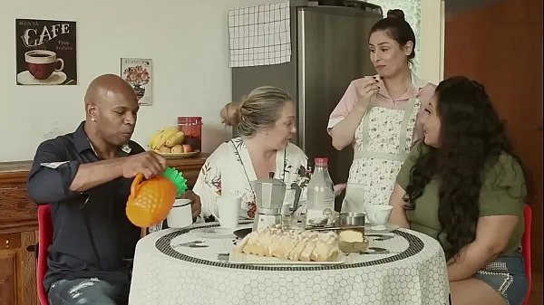 THE BIG WHOLE FAMILY - THE HUSBAND IS A CUCK, THE step MOTHER TALARICATES THE DAUGHTER, AND THE MAID FUCKS EVERYONE | EMME WHITE, ALESSANDRA MAIA, AGATHA LUDOVINO, CAPOEIRA Film terpopuler baru