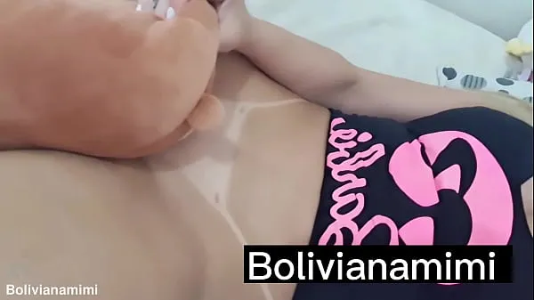 Nye My teddy bear bite my ass then he apologize licking my pussy till squirt.... wanna see the full video? bolivianamimi toppfilmer