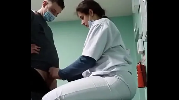 Nye Nurse giving to married guy toppfilmer