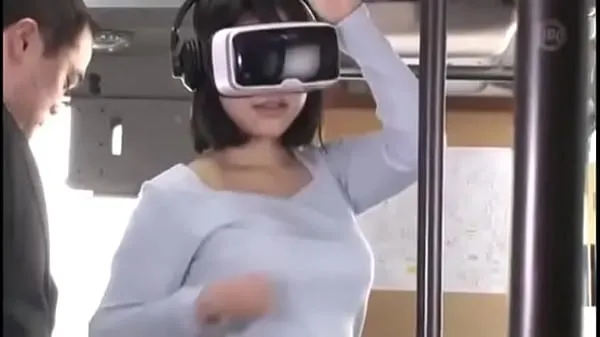 Cute Asian Gets Fucked On The Bus Wearing VR Glasses 3 (har-064 Filem teratas baharu