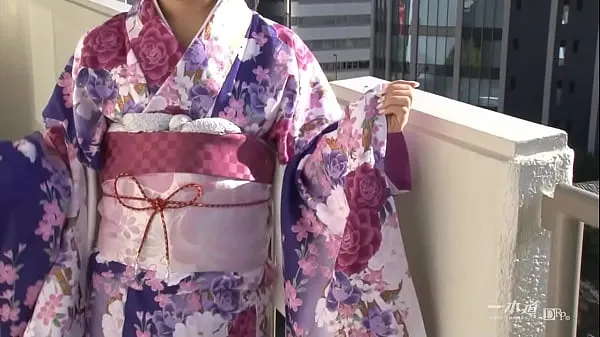 ใหม่ Rei Kawashima Introducing a new work of "Kimono", a special category of the popular model collection series because it is a 2013 seijin-shiki! Rei Kawashima appears in a kimono with a lot of charm that is different from the year-end and New Year ภาพยนตร์ยอดนิยม