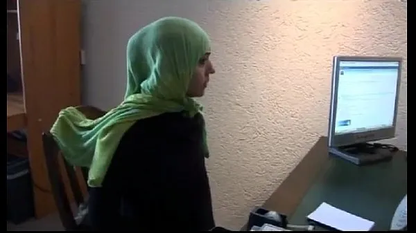 Moroccan slut Jamila tried lesbian sex with dutch girl(Arabic subtitle Phim hàng đầu mới