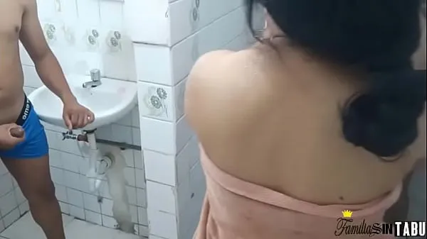 Sexy Fucked By Her Roommate Watching Him Naked In The Bathroom She Offers Her Cock And Eats It With Her Pussy Creampie On Dirty Face Xvideos Phim hàng đầu mới