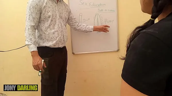 Novi Indian xxx Tuition teacher teach her student what is pussy and dick, Clear Hindi Dirty Talk by Jony Darling najboljši filmi