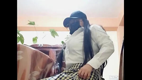 BAD STUDENT AND HER EXTRA HOMEWORK!! STUDENT DOES HOMEWORK IN THE ROOM, GETS BORED AND THEN STARTS TO TOUCH VERY DIRTY. STUDENT PORN Film terpopuler baru