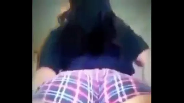 Nye Thick white girl twerking topfilm